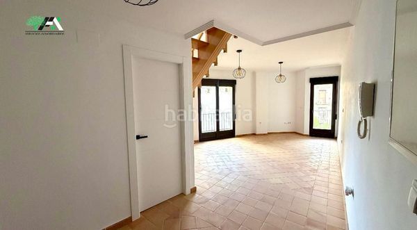 Foto 62aa1cd2-1e04-4cbc-9edf-b18aaa13fc57. Duplex dans Baeza