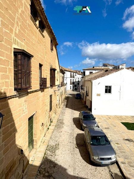 Foto 80724612-a67c-4935-96a7-6832a5888501. Duplex dans Baeza