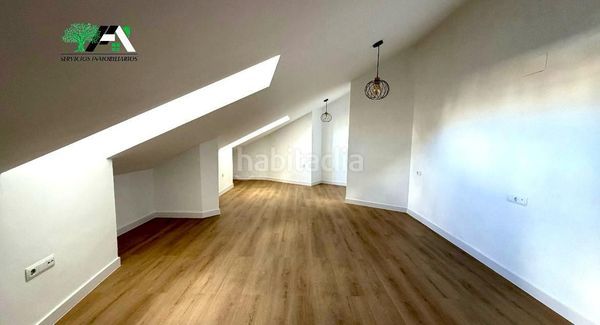 Foto ac872466-395a-4540-9b86-1bc39f5053ef. Duplex dans Baeza