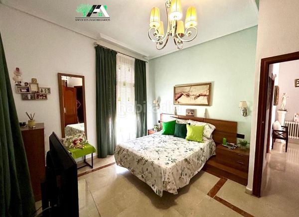 Foto 5b9416b9-dd52-4283-847f-32f1c7d1b2ff. Maison dans Baeza