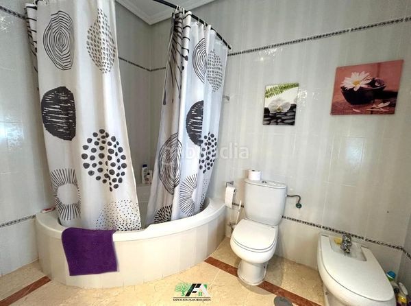 Foto a40b1e4a-2ecd-49a8-94b2-19411f707946. Maison dans Baeza