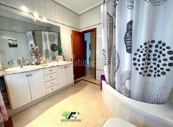Foto d939beda-bede-4af0-b2aa-fb1e8d18eb94. Maison dans Baeza