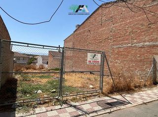 Residential Plot in Begíjar. Terreno en venta en calle miguel hernandez, begijar.