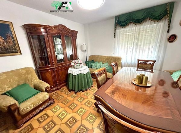 Foto cf1e98dd-a7cd-45fb-baf4-50ad504ae51f. Rent flat with heating in Baeza