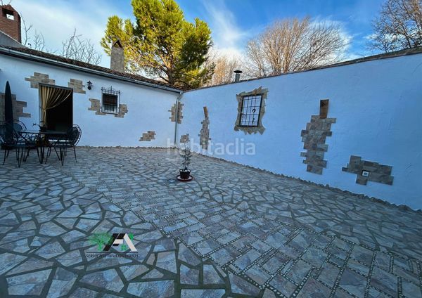 Foto 7f2756c6-13c6-4368-bd92-f043688e8f48. Location maison dans Baeza