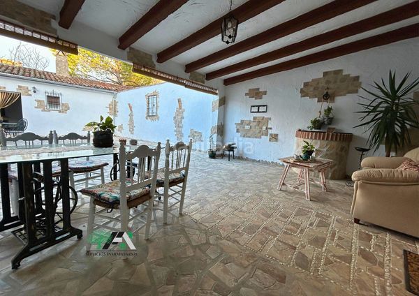 Foto 98a9977f-65b8-4dc4-b6d1-c405fd9583b5. Location maison dans Baeza