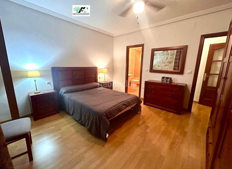 Foto 2b5e3637-f6cc-4344-9acd-c5561a1f354c. Location appartement dans Baeza