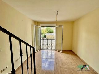 Appartement  Calle san vicente. Dúplex en venta en calle san vicente, baeza.