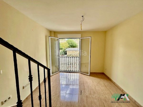 Foto 148af5c1-82ce-4522-9418-d98c95ee6a7a. Flat with parking in Baeza