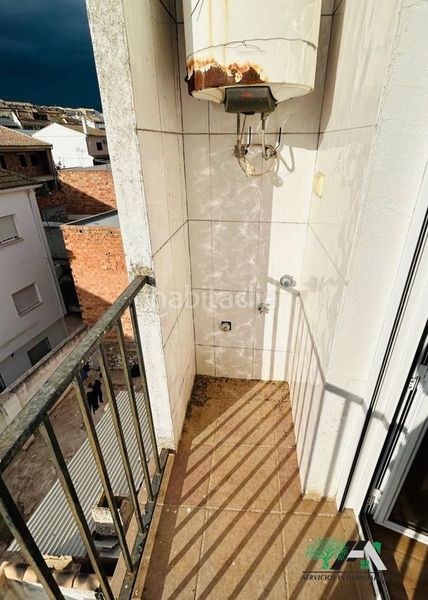 Foto 155ab3e3-0bab-498e-87c6-28035a53d816. Flat with parking in Baeza