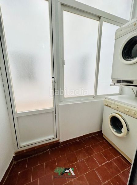 Foto 6562cd00-a4e7-464e-8ac9-a0ef314c106f. Rent flat in plaza general samaniego 5 in Baeza