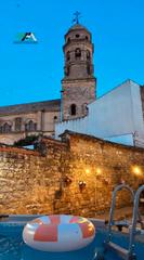 Casa  Calle comendadores. Acogedora casa en baeza zona catedral