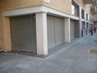 Local Comercial  Passeig de pau claris. Gran local lloguer opci compra