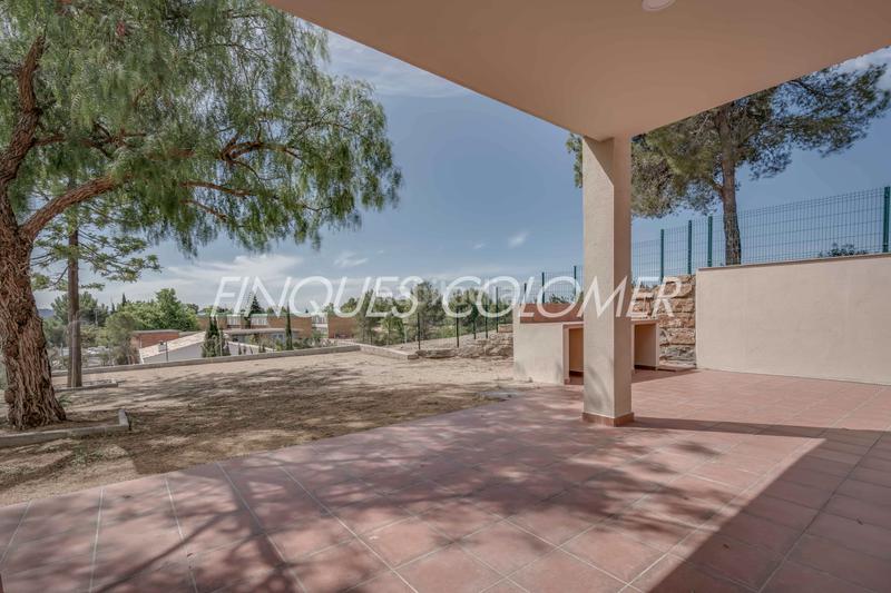 Foto c9ccaa29-d07d-462a-b537-4d16e57ecec1. Casa adossada amb calefacció aparcament a Sant Muç Rubí