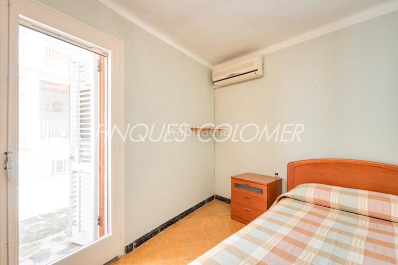Foto 1cf38d87-664a-4049-ae7c-ccd227003de4. Casa adossada amb aparcament a Centre Rubí