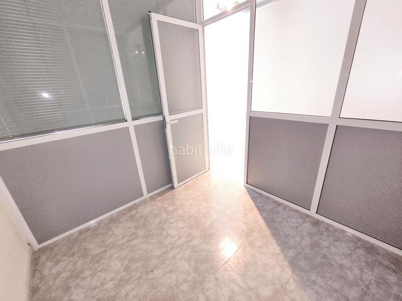 Foto 5071c2da-5a5a-4373-9c08-2f62dc206529. Location bureau avec chauffage dans Centre Rubí