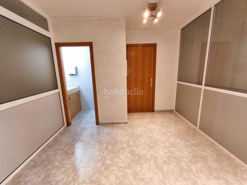 Foto d562cda2-2339-43ce-a723-a3305adf4dac. Location bureau avec chauffage dans Centre Rubí