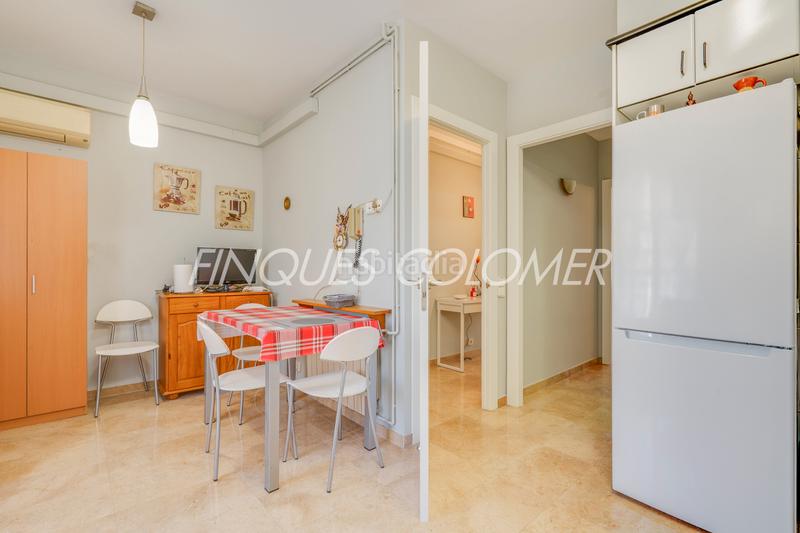 Foto 121c6731-5b5b-49d7-ac1b-f1e44e0242be. Casa adosada en calle peatonal en pleno centro en Rubí