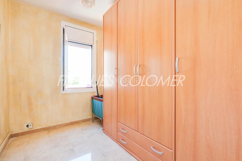 Foto 1a20b62e-7182-42e8-b654-1ab82da6adcb. Casa adosada en calle peatonal en pleno centro en Rubí