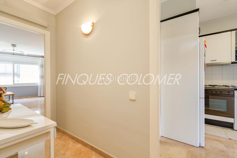 Foto 25bc5c21-6fc0-401f-a833-93162fd3cb66. Casa adosada en calle peatonal en pleno centro en Rubí