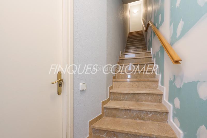 Foto 527cb2e9-bdab-45fb-adab-2eaa18d9d86f. Casa adosada en calle peatonal en pleno centro en Rubí