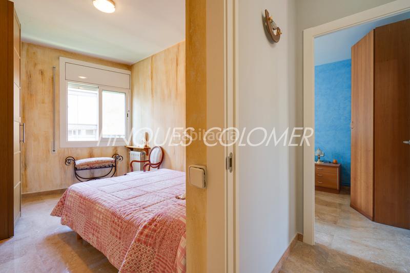 Foto 5927a30d-e1a3-4554-be8f-c15b859f503c. Casa adosada en calle peatonal en pleno centro en Rubí