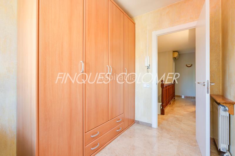 Foto 736248bd-75da-4958-bfbd-a6b60a85ed37. Casa adosada en calle peatonal en pleno centro en Rubí