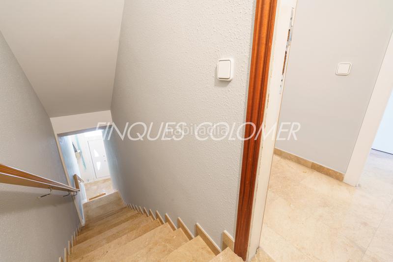 Foto c52f1d2a-3938-4284-9b26-f9efd552bab5. Casa adosada en calle peatonal en pleno centro en Rubí