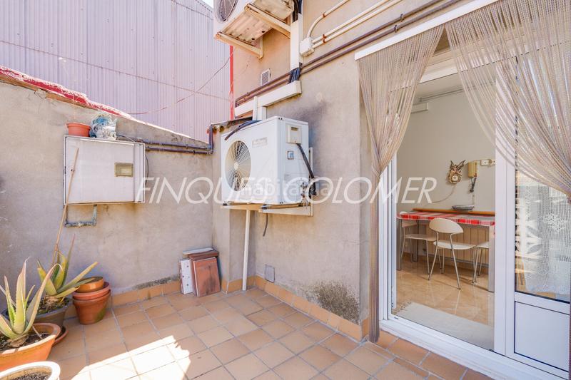 Foto cdd705d9-62b6-407f-a9bd-594709f13f90. Casa adosada en calle peatonal en pleno centro en Rubí