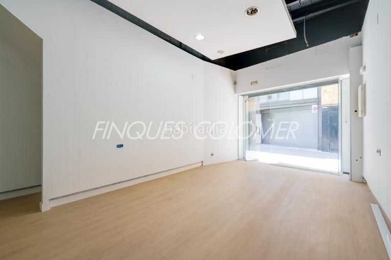 Foto f2194d9e-e118-4a7a-80c5-e78f3f31c4f0. Casa adosada en calle peatonal en pleno centro en Rubí