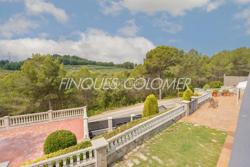 Foto 0681101d-d3d7-4862-8dfc-1f47abf109fa. Chalet con piscina y jardín en Castellnou-Can Mir-Can Solà Rubí