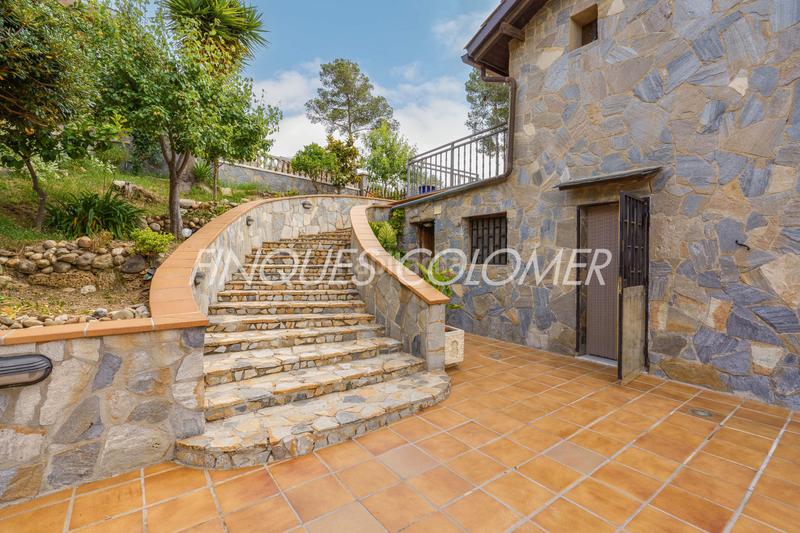 Foto 24a13780-6a65-48b7-9072-7836ffe53de9. Chalet con piscina y jardín en Castellnou-Can Mir-Can Solà Rubí
