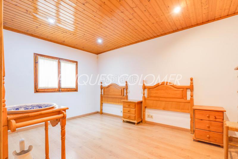 Foto af3637c2-adcb-4ad8-8eca-df3236255da8. Chalet con piscina y jardín en Castellnou-Can Mir-Can Solà Rubí