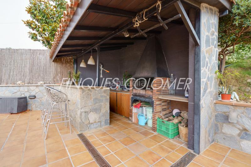 Foto bba52619-e4f7-4601-b8eb-9d1eef4b0039. Chalet con piscina y jardín en Castellnou-Can Mir-Can Solà Rubí