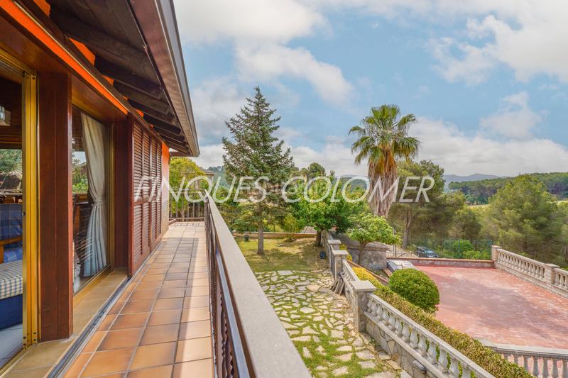 Foto d5ecde0f-20fe-4812-bc2b-8ed4649d7124. Chalet con piscina y jardín en Castellnou-Can Mir-Can Solà Rubí