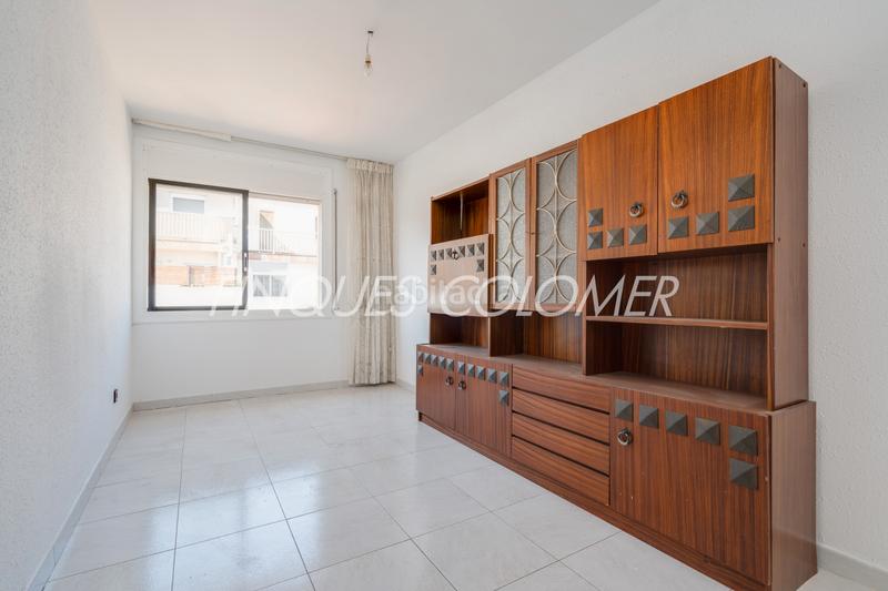 Foto 341e94e6-b5ed-44ef-832e-f45ccdee70f6. Casa adosada con terraza y garaje en La Serreta Rubí