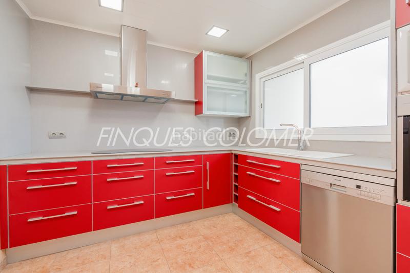 Foto 69d58af3-13c3-45a7-b1e0-650781c5d78b. Casa adosada con terraza y garaje en La Serreta Rubí