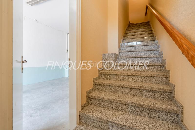 Foto 6e34f789-8aef-4e6f-b5e5-c698690c8db0. Casa adosada con terraza y garaje en La Serreta Rubí