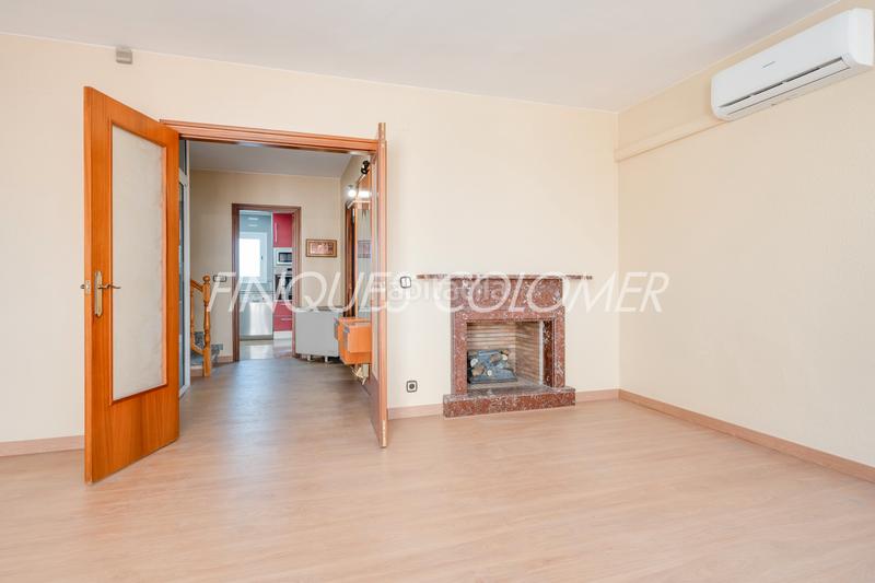 Foto 9fa9f21c-f070-4e6a-9577-d27b04d390cf. Casa adosada con terraza y garaje en La Serreta Rubí