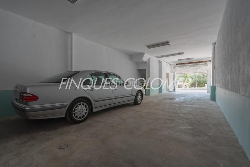 Foto a43c7c69-2386-424d-8f08-99db0600cc2f. Casa adosada con terraza y garaje en La Serreta Rubí