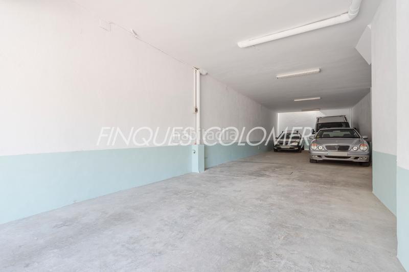 Foto b1c89dda-50a0-45e3-8869-cdab258e6ca5. Casa adosada con terraza y garaje en La Serreta Rubí