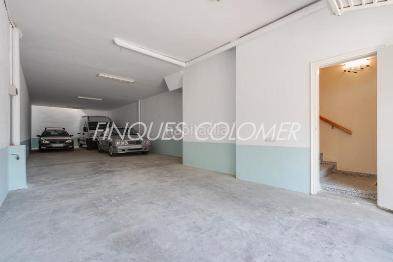 Foto bcc37ae4-068d-40fd-beab-e8aec38eb6e0. Casa adosada con terraza y garaje en La Serreta Rubí