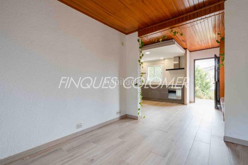 Foto 31cb88ab-f9ad-4b0b-9ede-211f4f9ffdd4. House with fireplace parking in Sant Muç Rubí