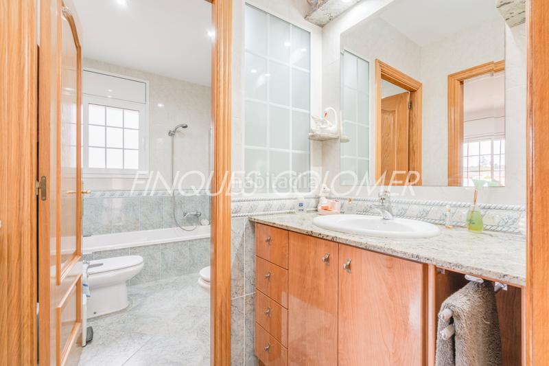 Foto ede0e212-2d1b-44c8-8aea-b6ba8477b4ee. Chalet mit kamin heizung parking in Castellnou-Can Mir-Can Solà Rubí