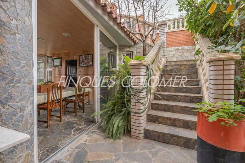 Foto 4aecdc83-65af-4948-ba45-f9db70da47c9. Chalet avec cheminée chauffage parking dans Castellnou-Can Mir-Can Solà Rubí