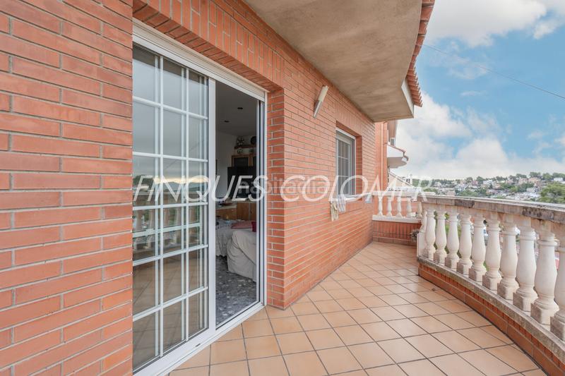 Foto 75113c88-72d6-4464-b555-81b2de7a7174. Chalet con camino riscaldamento parcheggio in Castellnou-Can Mir-Can Solà Rubí