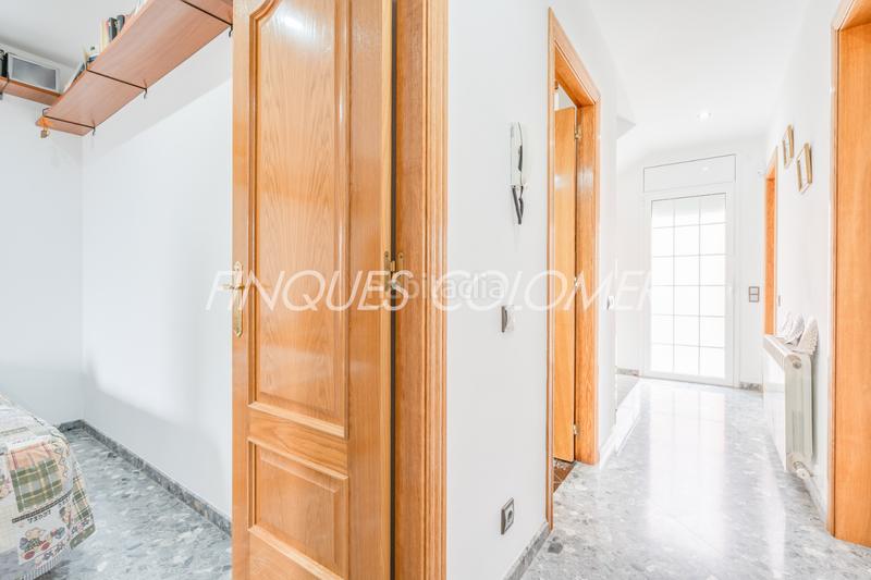 Foto 9b876fbb-fa8d-47bc-ba8f-636aa565da9d. Chalet con camino riscaldamento parcheggio in Castellnou-Can Mir-Can Solà Rubí