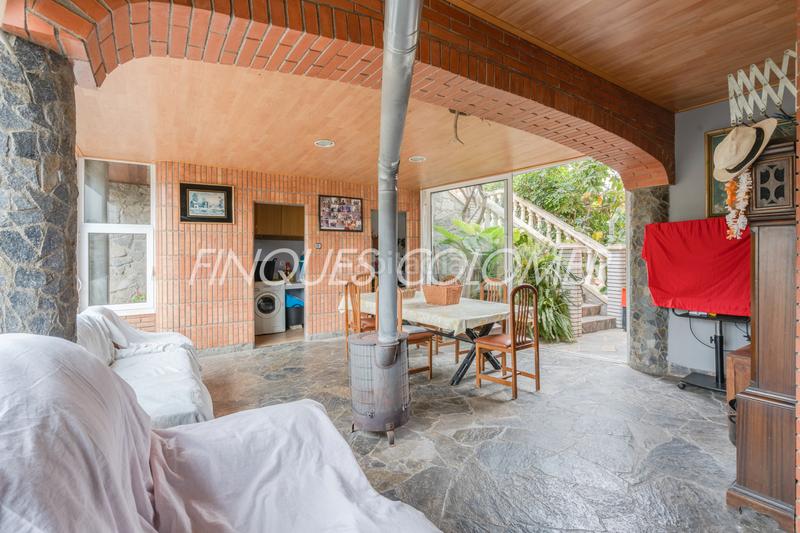 Foto b9b31d16-2e3d-4e13-9d2e-3a740c77b191. Chalet con camino riscaldamento parcheggio in Castellnou-Can Mir-Can Solà Rubí