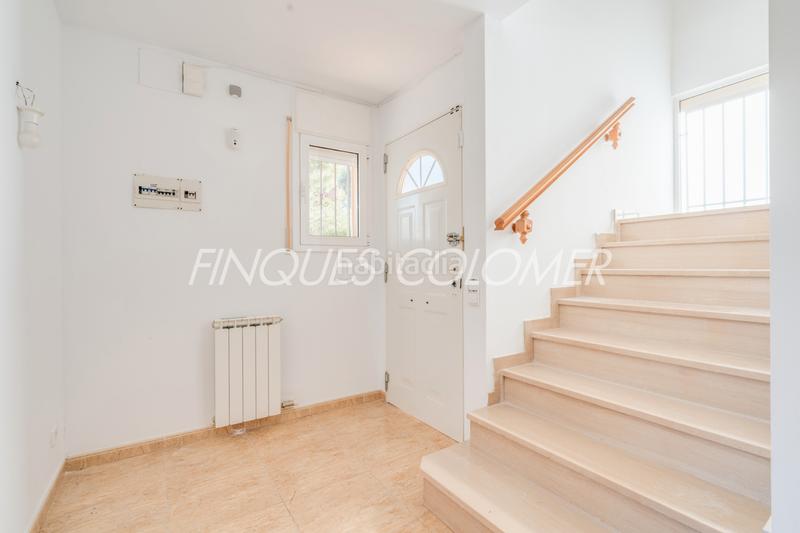 Foto 9e339884-93d0-44a1-8d4f-38db9eabca75. Chalet mit kamin heizung parking in Can Palet de Vista Alegre Terrassa