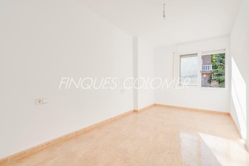 Foto c47de7a5-5fa0-452a-b6b8-b5401f440b08. Chalet mit kamin heizung parking in Can Palet de Vista Alegre Terrassa